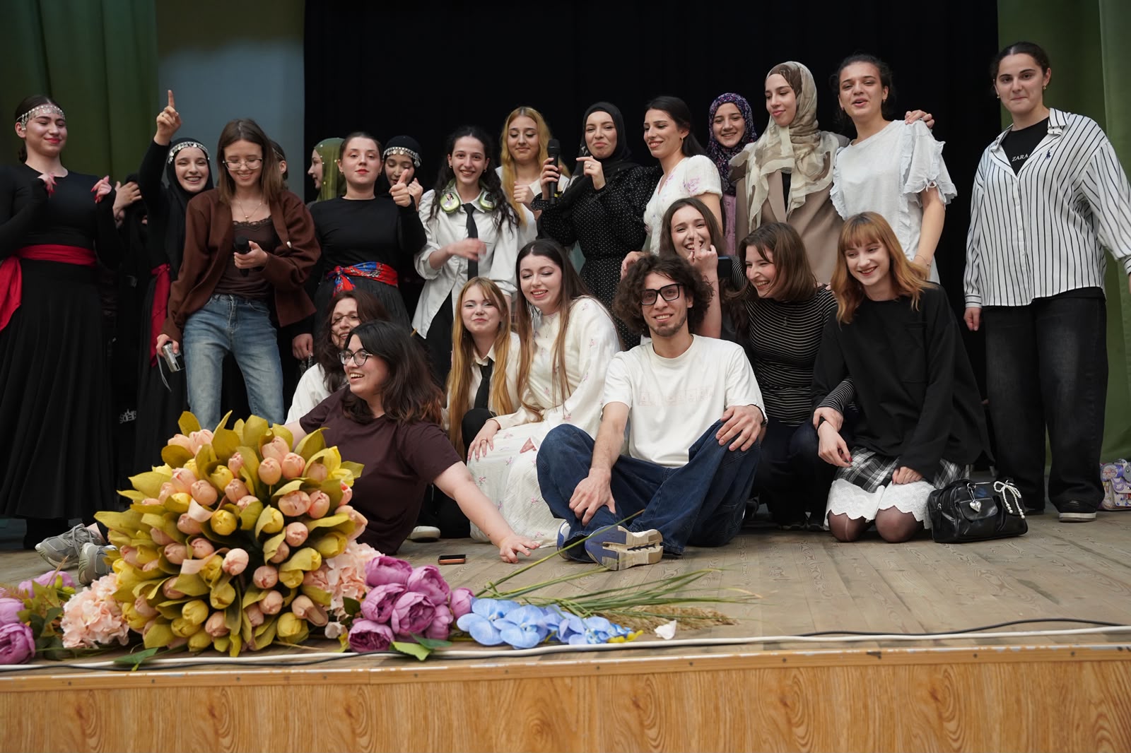 В мире слова и литературы: филологов ДГУ посвятили в студенты