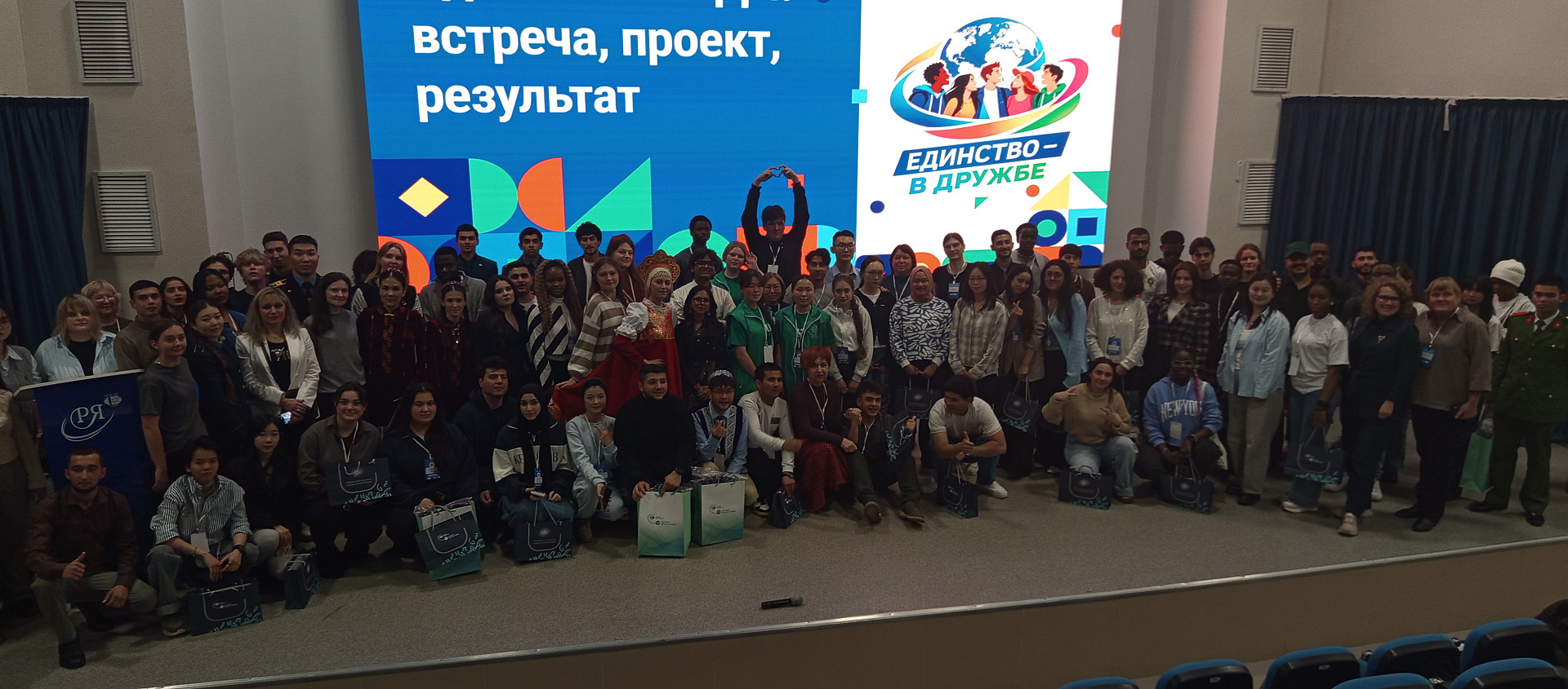 Единство в дружбе: студенты-иностранцы ДГУ стали призерами международного фестиваля