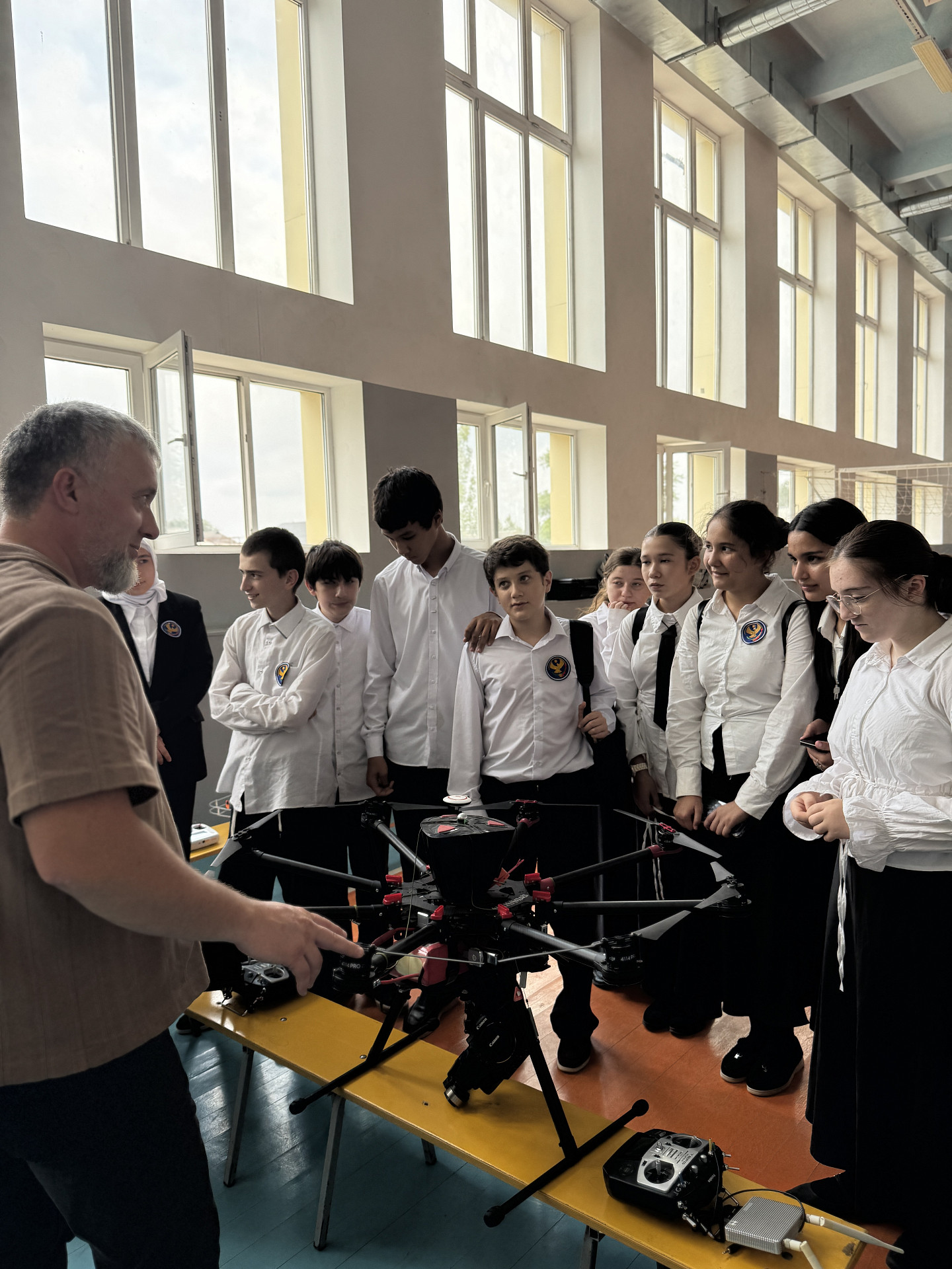 Наука приходит в сёла: школьники Бабаюрта познакомились с технологиями будущего